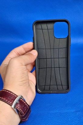 New Loco Hakiki Deri iPhone 11 Pro Max Kılıfı - Thumbnail