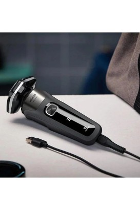 ماكينة حلاقة كهربائية رطب، جاف، مقاوم للماء كروم لامع موديل S5887 من Philips - Thumbnail